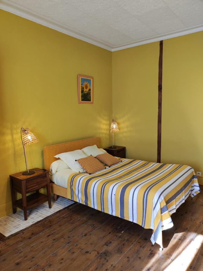 Hotel Chez Nathalie Et Jean Claude Saint-Marc-à-Frongier Zewnętrze zdjęcie